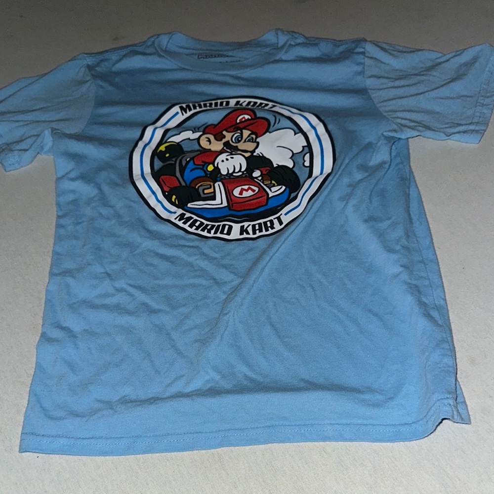 Kids Size 10/12 Mariocart Nintendo Mario Kart Blue T-Shirt.